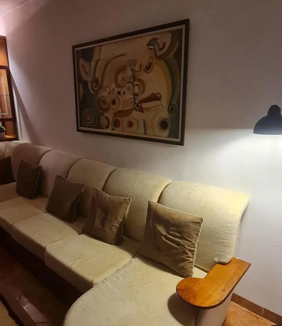 The Bloom Veranda - Elegant City Center Retreat Tirana